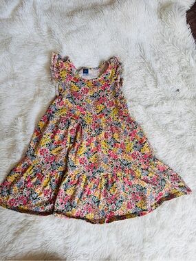 🏔️ Girls Old Navy Dress
